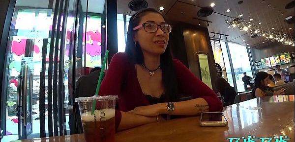  TUKTUKPATROL Thai Pussy Fucked By Lucky Foreigner In Bangkok